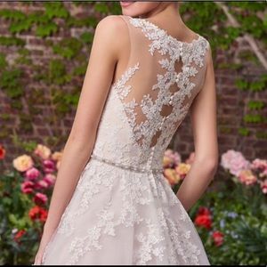 Wedding Gown/ Dress